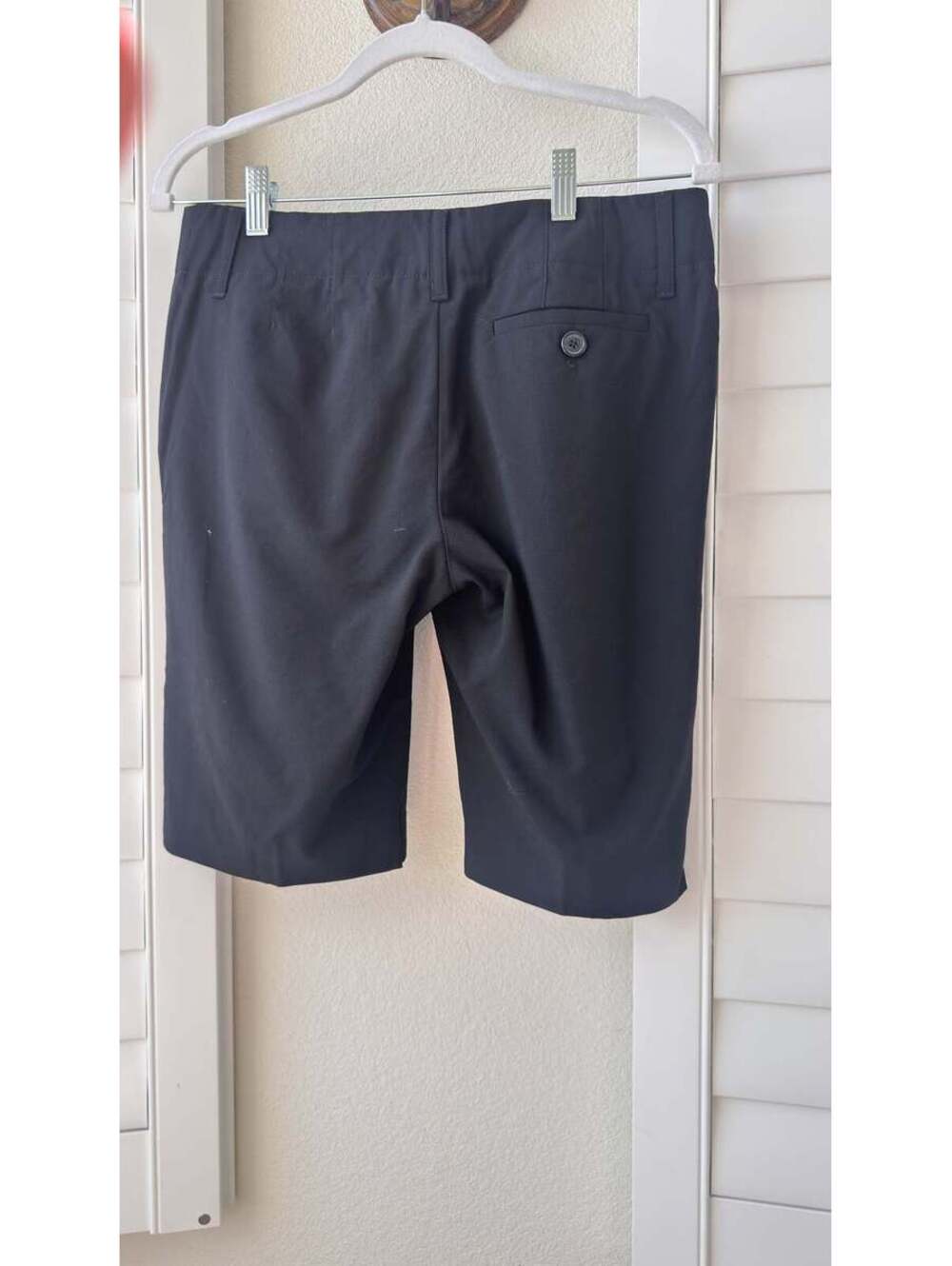 Halogen Black Tailored Bermuda Shorts - Size 8